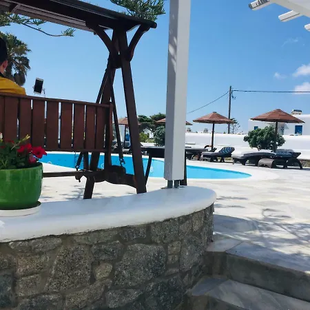 Hotel Sofia Village 3*