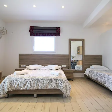 Sofia Village 3*